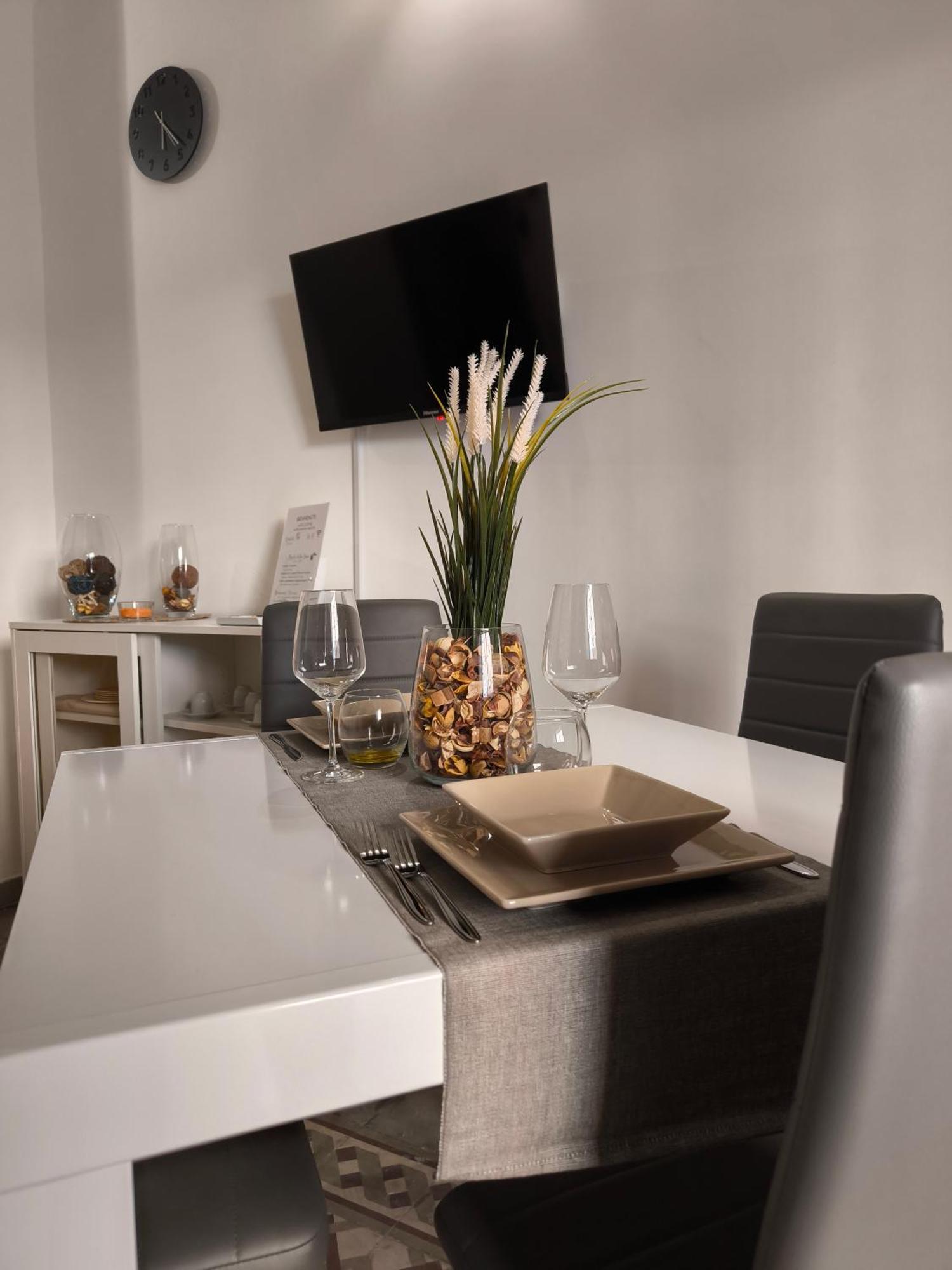 Opificio 11 House Apartment คาตาเนีย ภายนอก รูปภาพ